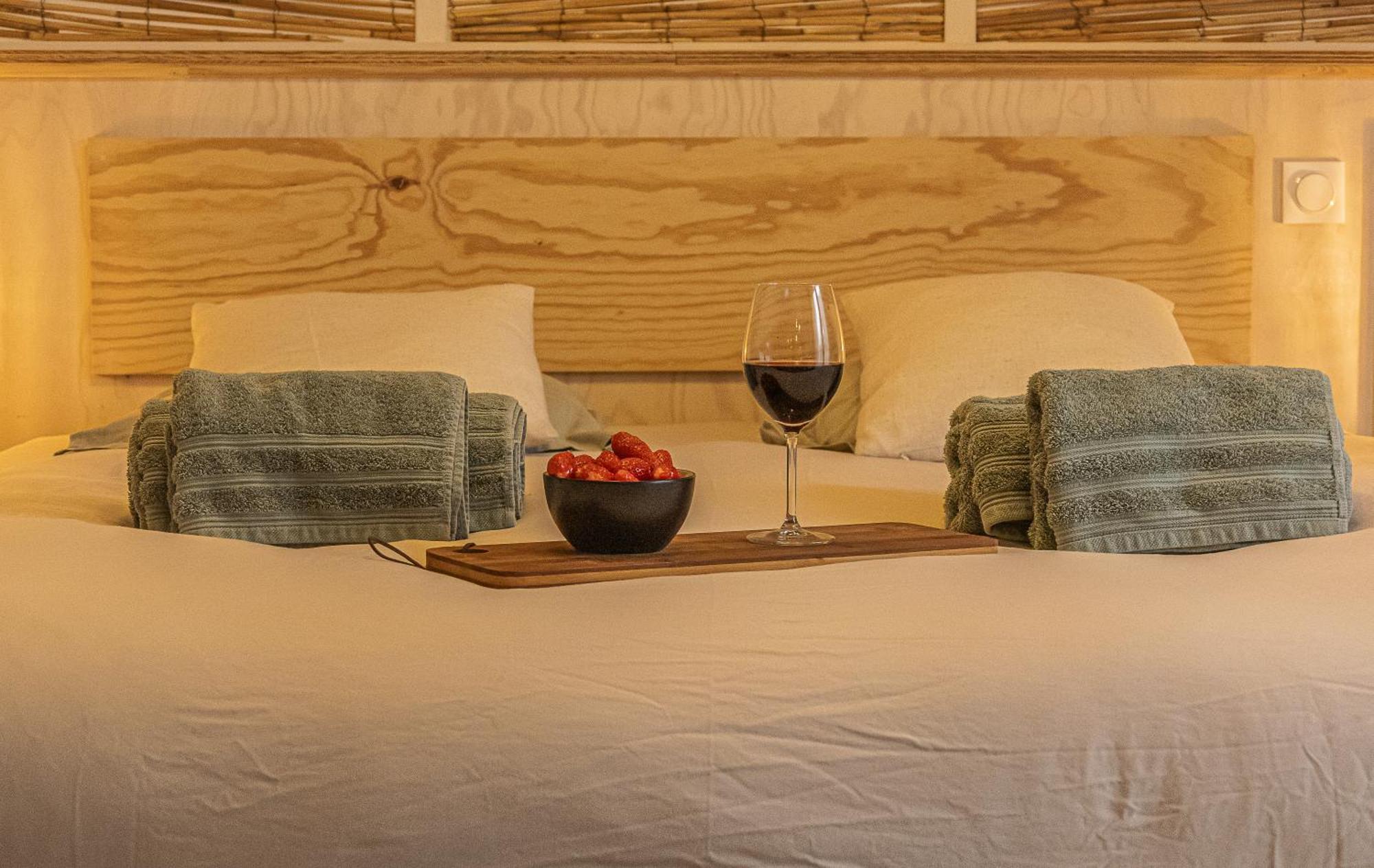 Love Room Suite Bali - Auray En Bretagne Brech Kültér fotó